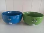 M&M schaaltjes blauw en groen, Huis en Inrichting, Keuken | Servies, Ophalen of Verzenden, Zo goed als nieuw, Overige stijlen