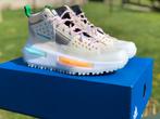 Adidas HU NMD S1 RYAT Pharrell Core White 42,5 DS, Ophalen of Verzenden, Nieuw, Wit, Sneakers of Gympen