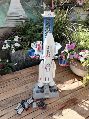 Playmobil raket met platform beschikbaar voor biedingen