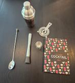 Cocktailset met cocktailshaker en The classic cocktail bible, Ophalen of Verzenden, Nieuw