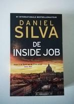 De Inside Job - Daniel Silva, Ophalen of Verzenden, Zo goed als nieuw
