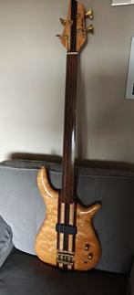 US Custom made fretless bass, Muziek en Instrumenten, Snaarinstrumenten | Gitaren | Bas, Ophalen of Verzenden, Zo goed als nieuw