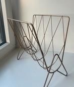 Tijdschriftenrek goud, Huis en Inrichting, Woonaccessoires | Krantenbakken en Lectuurbakken, Ophalen, Zo goed als nieuw