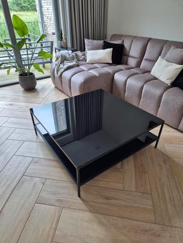 Zwart glazen salontafel van Montel