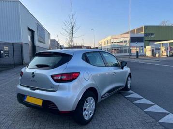 RENAULT CLIO KM VRIJ GOEDKOOP HUREN! beschikbaar voor biedingen