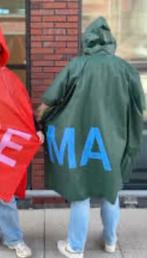 Hema Limited Edition Groene Poncho - Nieuw!, Ophalen of Verzenden, Nieuw, Groen