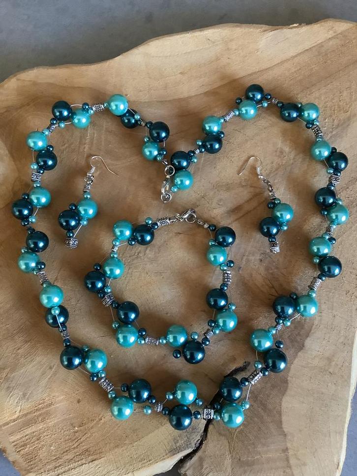 Nieuw! Aqua/ groen setje, Sieraden, Tassen en Uiterlijk, Kettingen, Nieuw, Blauw, Verstelbaar, Ophalen of Verzenden