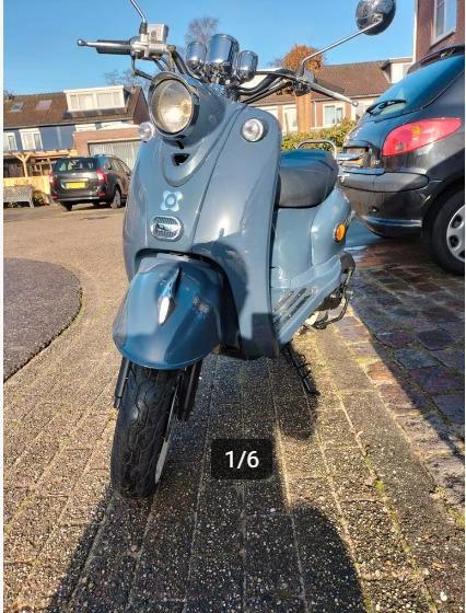 Scooter AGM New Flash - Opknapper/Sleutelproject, Fietsen en Brommers, Scooters | SYM, Gebruikt, Overige modellen, Benzine, Ophalen