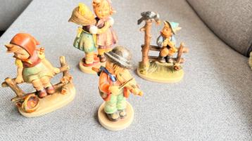 4 originele Hummel beeldjes beschikbaar voor biedingen