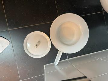 Dit is een ANTIEKE NACHTSPIEGEL……PO…… beschikbaar voor biedingen