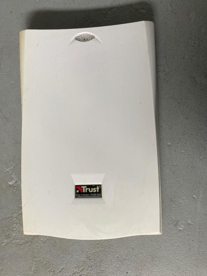 Vintage Flatbed scanner Trust Windows 95, Computers en Software, Scanners, Gebruikt, Flatbedscanner, Overige, Ophalen of Verzenden