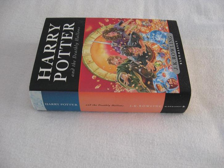 Harry Potter and the Deathly Hallows (uitgave van 2007 ?), Verzamelen, Harry Potter, Zo goed als nieuw, Boek of Poster, Ophalen of Verzenden