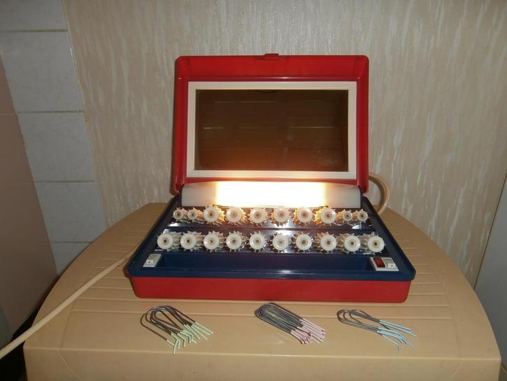 Carmen krulset de luxe 20 rollers., Witgoed en Apparatuur, Persoonlijke-verzorgingsapparatuur, Gebruikt, Haarverzorging, Ophalen