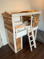 Kinderbedje met bijpassende Commode; echt hout; incl matras, Ophalen, Gebruikt, Jongetje of Meisje