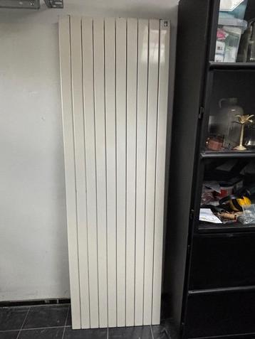 Jaga radiator 200x62,5x5cm extra dun  beschikbaar voor biedingen