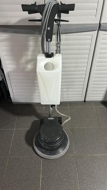 SCHROBMACHINE BOENMACHINE  CLEANFIX TENNANT WETEOK DUO SPEED beschikbaar voor biedingen