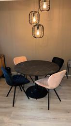 Tafel met stoelen ( Zo goed als nieuw ), Ophalen, Zo goed als nieuw, 4 tot 6 stoelen