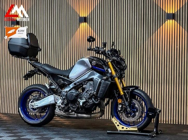 YAMAHA MT 09 SP - A2 / 35KW - Nieuwstaat - Vol opties, Motoren, Motoren | Yamaha, Bedrijf, Naked bike, 12 t/m 35 kW, 3 cilinders