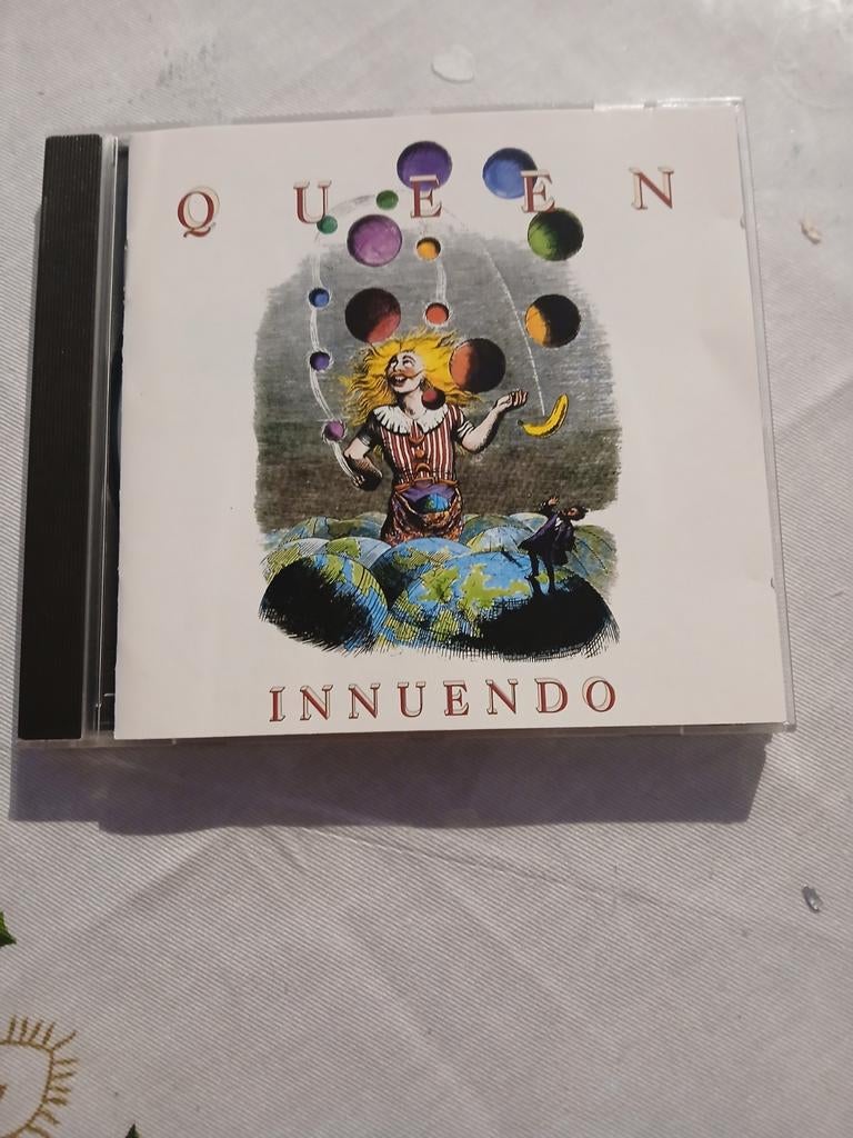Queen - Innuendo CD, Ophalen of Verzenden, Zo goed als nieuw