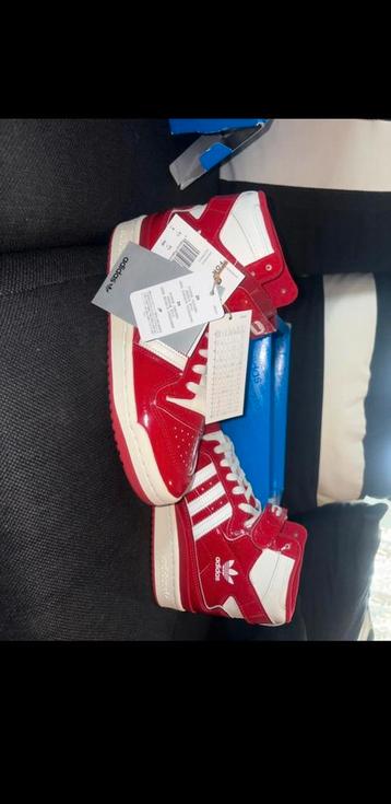 Adidas Forum 84 HI RED beschikbaar voor biedingen