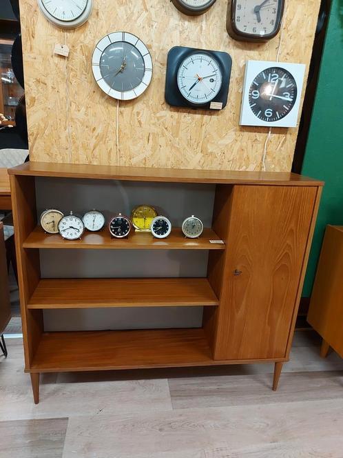 Vintage wandkast boekenkast teak kast mid century wandmeubel, Huis en Inrichting, Kasten | Boekenkasten, Zo goed als nieuw, 25 tot 50 cm
