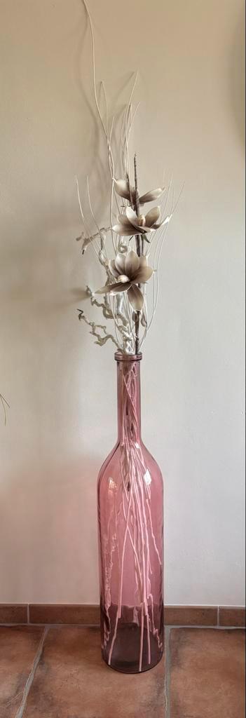 Decoratieve glazen vaas met bloemstuk, Huis en Inrichting, Woonaccessoires | Vazen, Zo goed als nieuw, Overige kleuren, 75 cm of meer