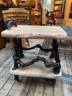 Stoer landelijke Franse serveer trolley bijzettafel