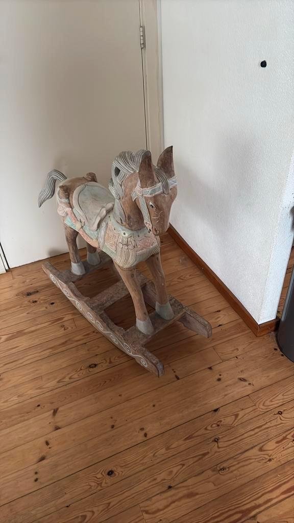 Brokante Hobbelpaard Massief Hout, Antiek en Kunst, Curiosa en Brocante, Ophalen