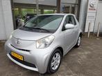 Toyota iQ 1.0 VVTi Comfort 68 pk Automaat Automaat | Airco |, Auto's, 12 maanden, Gebruikt, 4 stoelen, 68 pk