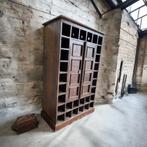 Vintage barkast / industriële vakkenkast / hoge kast, Ophalen