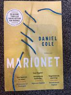 Marionet Daniel Cole thriller boek, Boeken, Ophalen, Zo goed als nieuw