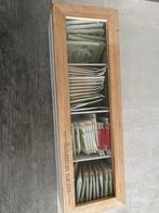 Thee bewaardoos met glazen deksel, Huis en Inrichting, Woonaccessoires | Kisten, Ophalen of Verzenden, Gebruikt, Overige houtsoorten