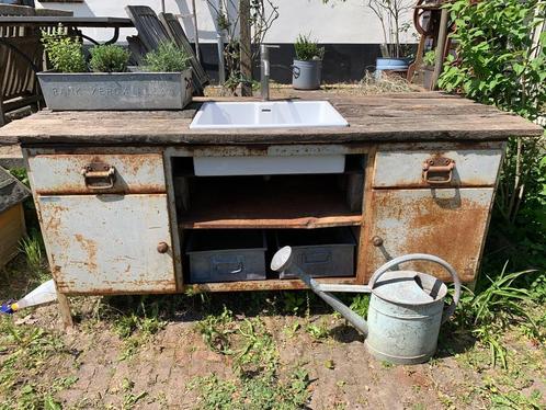 Oude industriële werkbank/ oppot tafel/ buitenkeuken met wag, Tuin en Terras, Buitenkeukens, Gebruikt, Gas, Vrijstaand, Ophalen
