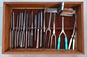 16 vintage krultangen beschikbaar voor biedingen