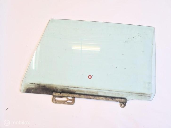 Zijruit rechtsachter Volvo 240 GLT Inj. ('82-'94) 1213677, Auto-onderdelen, Ruiten en Toebehoren, Volvo, Gebruikt, Ophalen of Verzenden