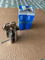 2 stuks Lips cilindersloten gelijksluitend, Doe-het-zelf en Verbouw, Hang- en Sluitwerk, Ophalen of Verzenden, Gebruikt, Koper of Messing