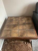 Vintage brutalist eiken tegeltafel vierkant seventies retro, Minder dan 50 cm, Minder dan 50 cm, Gebruikt, Minder dan 50 cm