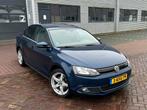 Volkswagen Jetta Highline 1.4 TSI Hybrid 170pk 7-DSG 2013, Auto's, Volkswagen, Euro 5, Stof, 74 €/maand, Zwart