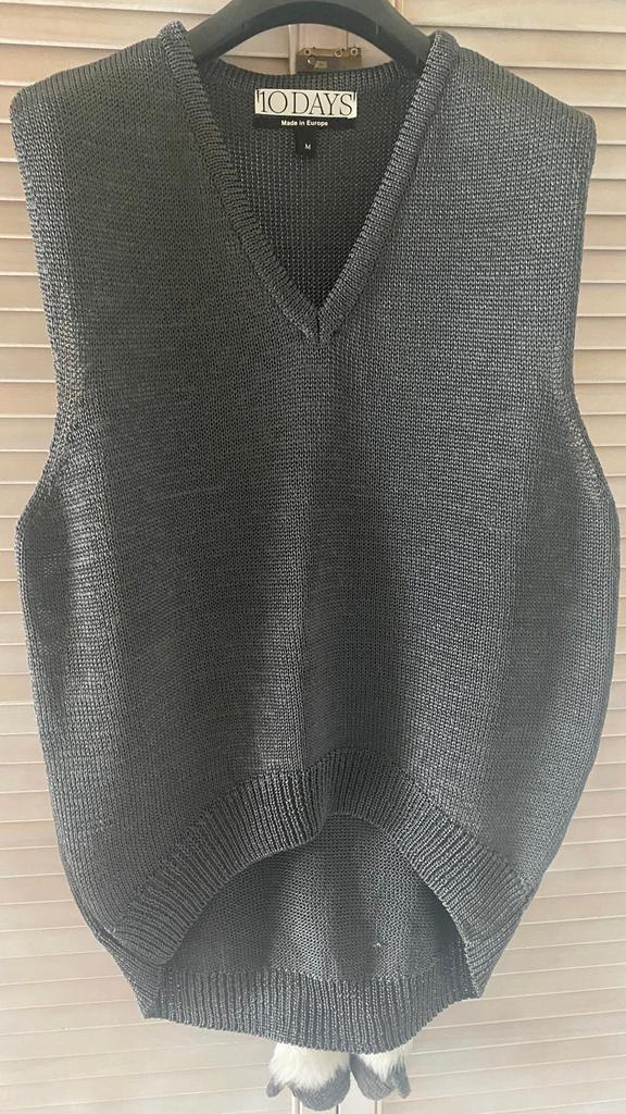 10days shiny top zilver M, Kleding | Dames, Tops, Zo goed als nieuw, Maat 38/40 (M), Grijs, Zonder mouw, Ophalen