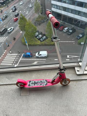 Roze Step 5 euro beschikbaar voor biedingen