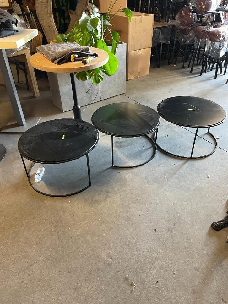 Set 3 Bijzettafel showroommodel hout zwart metaal 75cm., Huis en Inrichting, Tafels | Bijzettafels, Zo goed als nieuw, Rond, Minder dan 45 cm