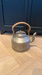 Brocante theepot, Ophalen of Verzenden
