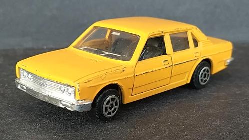 Fiat 132 1:50 Alme Cars Pol, Hobby en Vrije tijd, Modelauto's | Overige schalen, Zo goed als nieuw, Verzenden