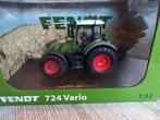Fendt 724 Vario Nature Green 2017 UH, Hobby en Vrije tijd, Ophalen of Verzenden, Nieuw, Tractor of Landbouw, Universal Hobbies