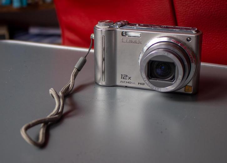 Digitale camera Panasonic Lumix-DMC-T27, Audio, Tv en Foto, Fotocamera's Digitaal, Gebruikt, Compact, Overige Merken, 8 keer of meer