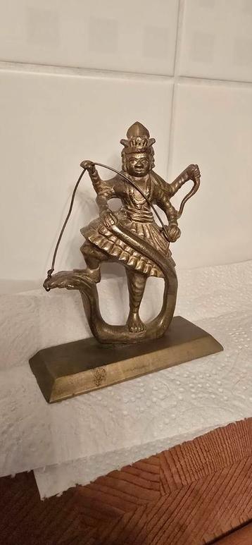 Antiek boeddha beeldje . 11 cm hoog en 9 cm breed. beschikbaar voor biedingen