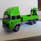 Leuke oude IVECO vrachtwagen.    SIKU.   Met nieuwe spiegels, Hobby en Vrije tijd, Ophalen of Verzenden, Zo goed als nieuw, Bus of Vrachtwagen