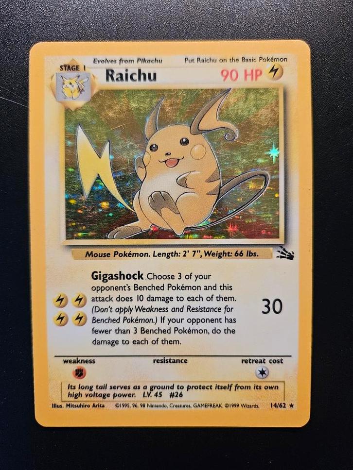 Raichu holo fossil 14/62, Hobby en Vrije tijd, Verzamelkaartspellen | Pokémon, Gebruikt, Losse kaart, Foil, Ophalen of Verzenden