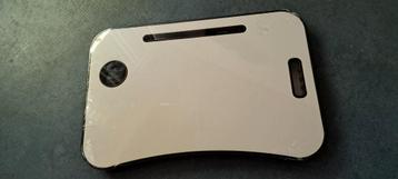 Nieuwe laptop tafels 2 stuks beschikbaar voor biedingen