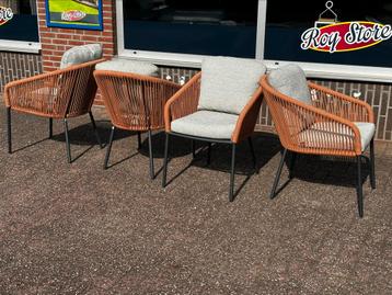 SUNS Nappa terracotta tuinstoelen met sunbrella   